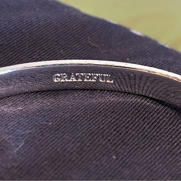 Stella & Dot engraved bangle - Picture 2 of 10